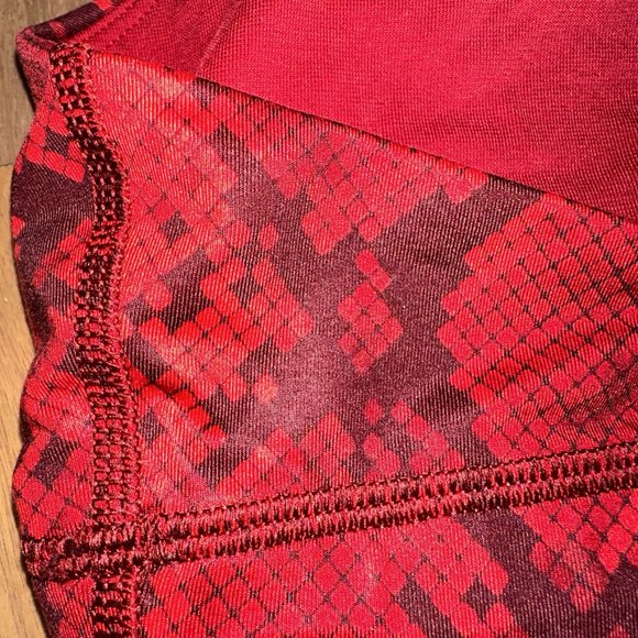 Lululemon Sunset Salutation Tank 2 in 1 Heathered Cranberry / Snake Size 6 - Picture 4 of 4